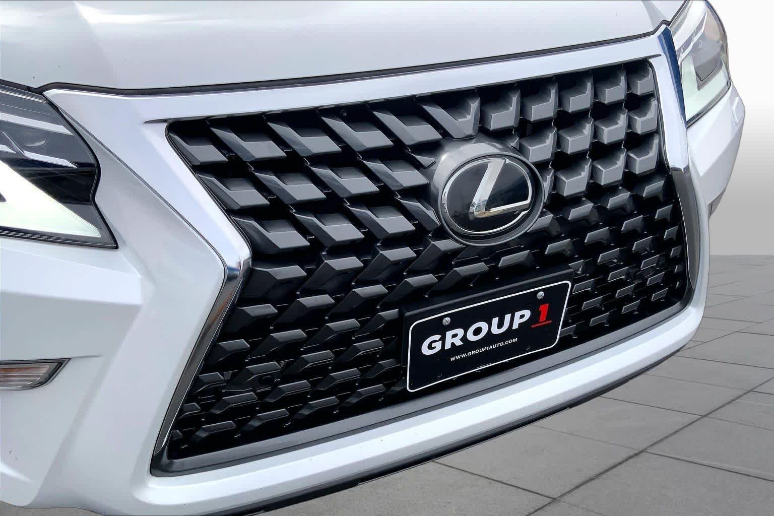 Used 2021 Starfire Pearl Lexus Premium image 30