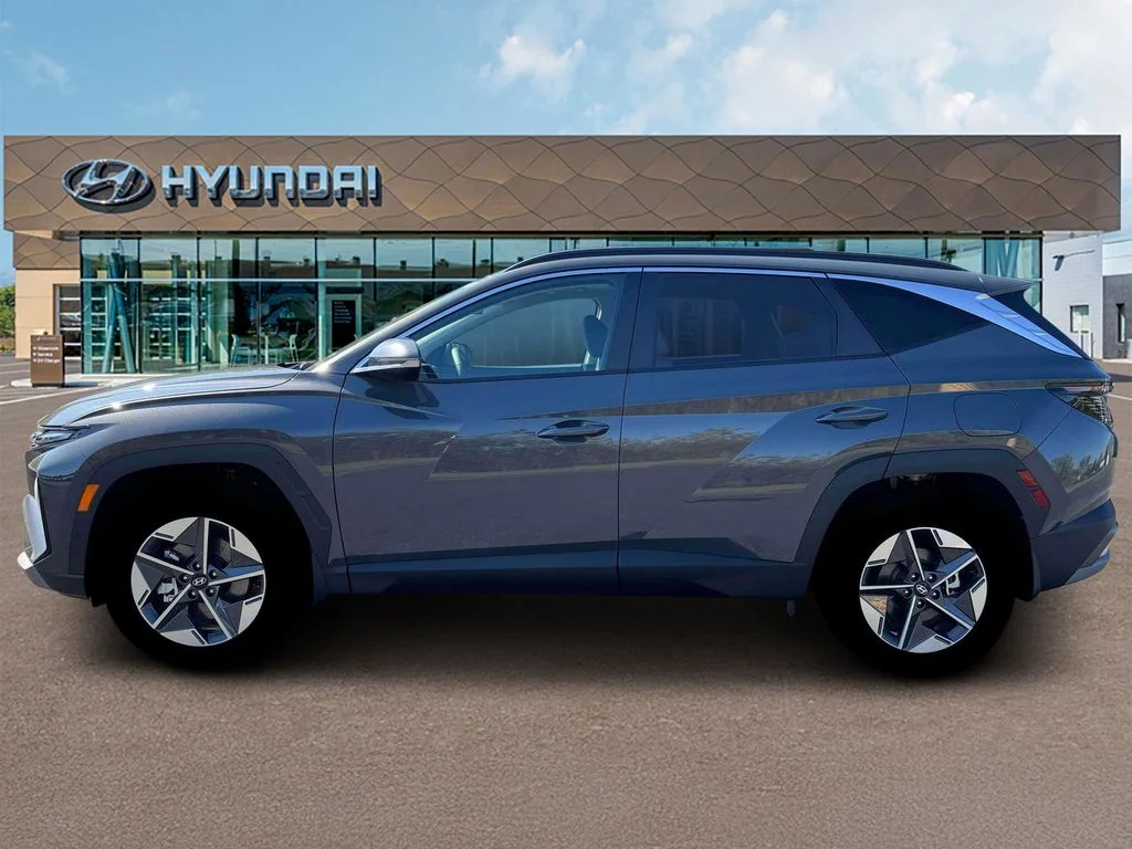 New 2026 Gray Hyundai SEL Premium image 3