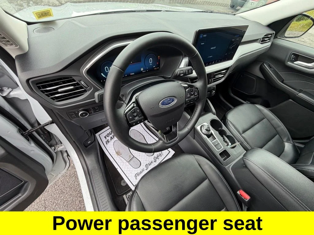 Used 2025 Silver Ford Platinum image 18