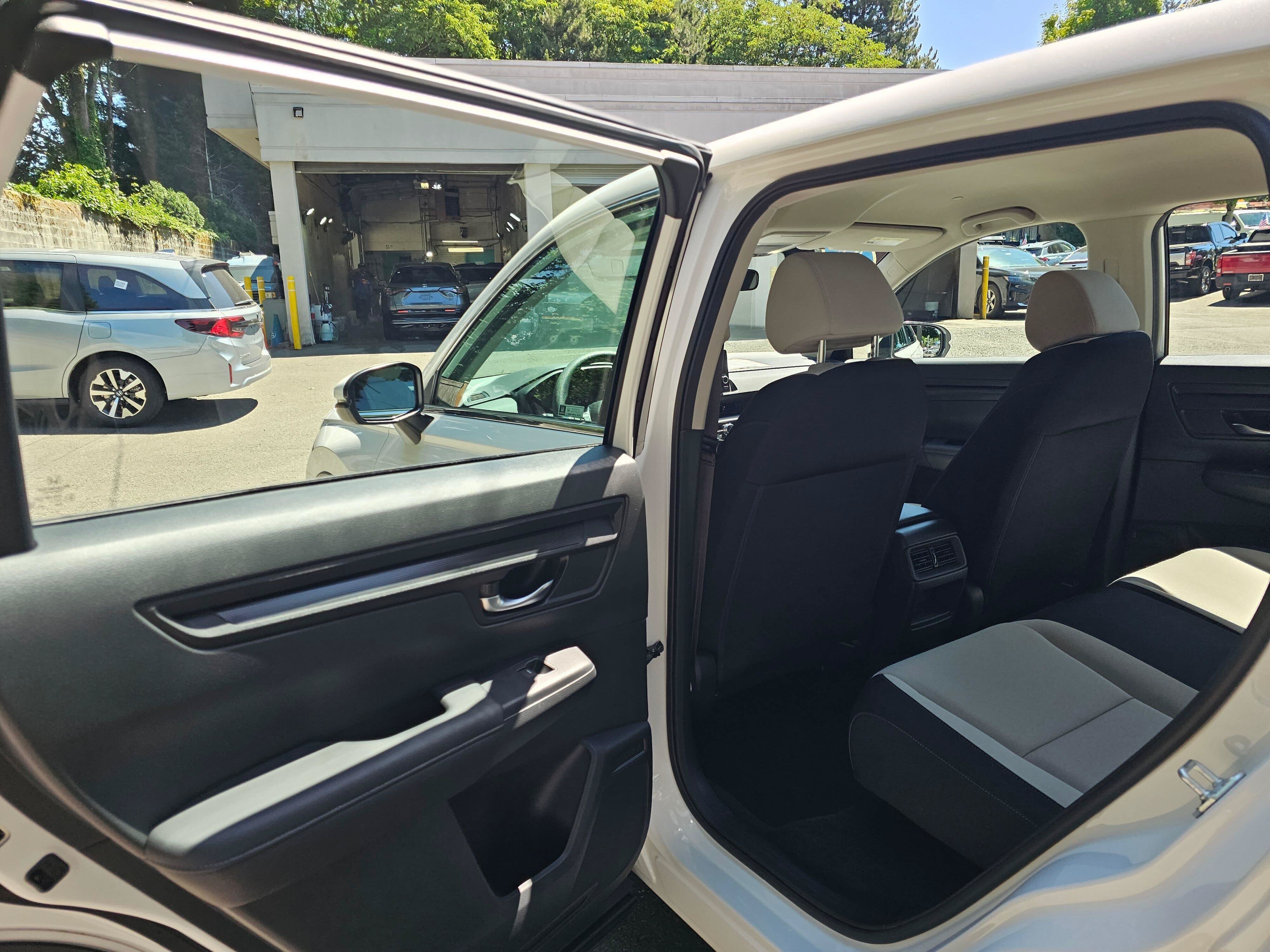 2024 Honda CR-V LX - Photo 52