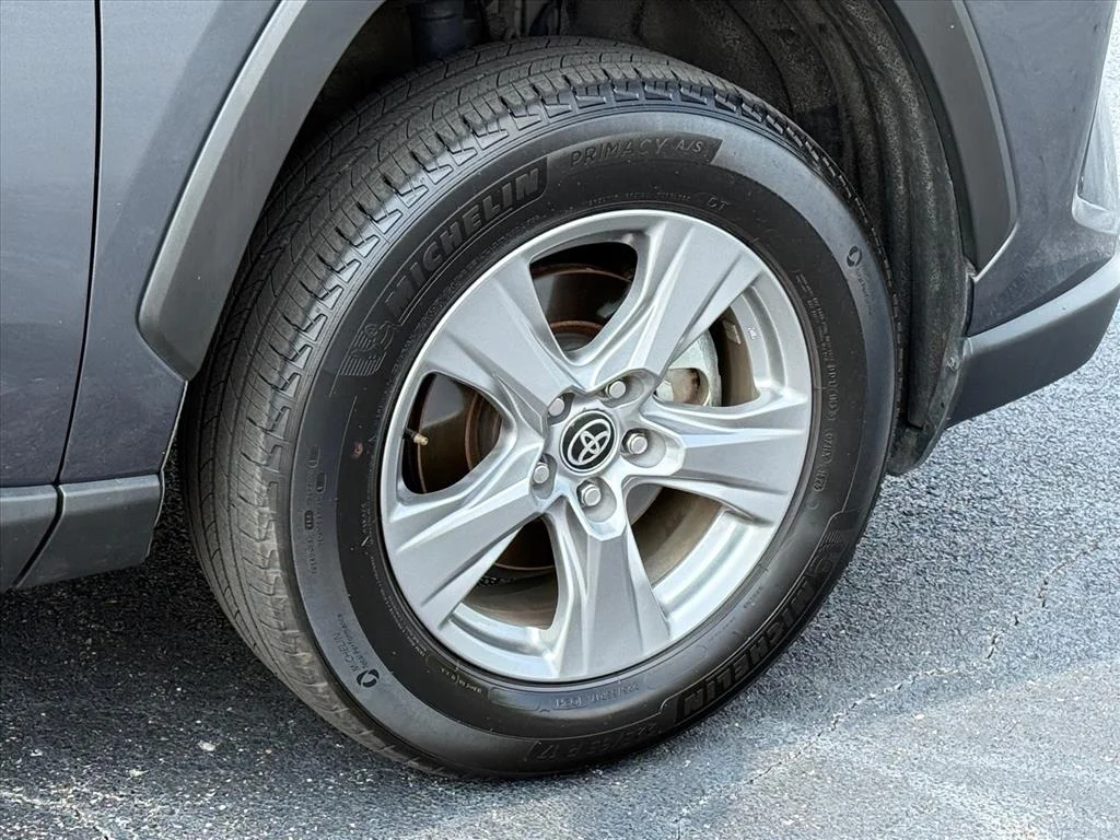 Certified Used 2025 Magnetic Gray Metallic Toyota XLE image 9