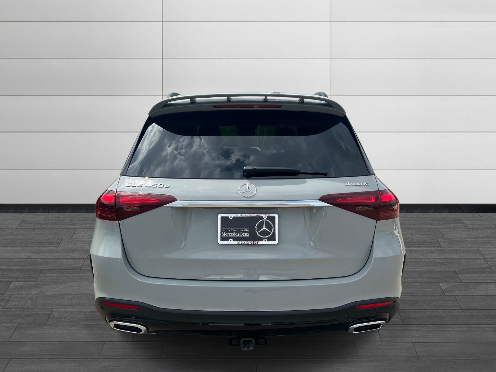 Certified Used 2024 MANUFAKTUR Alpine Gray Mercedes-Benz GLE 450e image 4