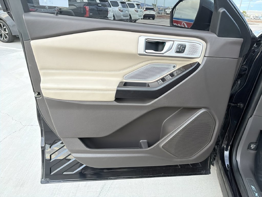 2020 Ford Explorer Platinum - Photo 9