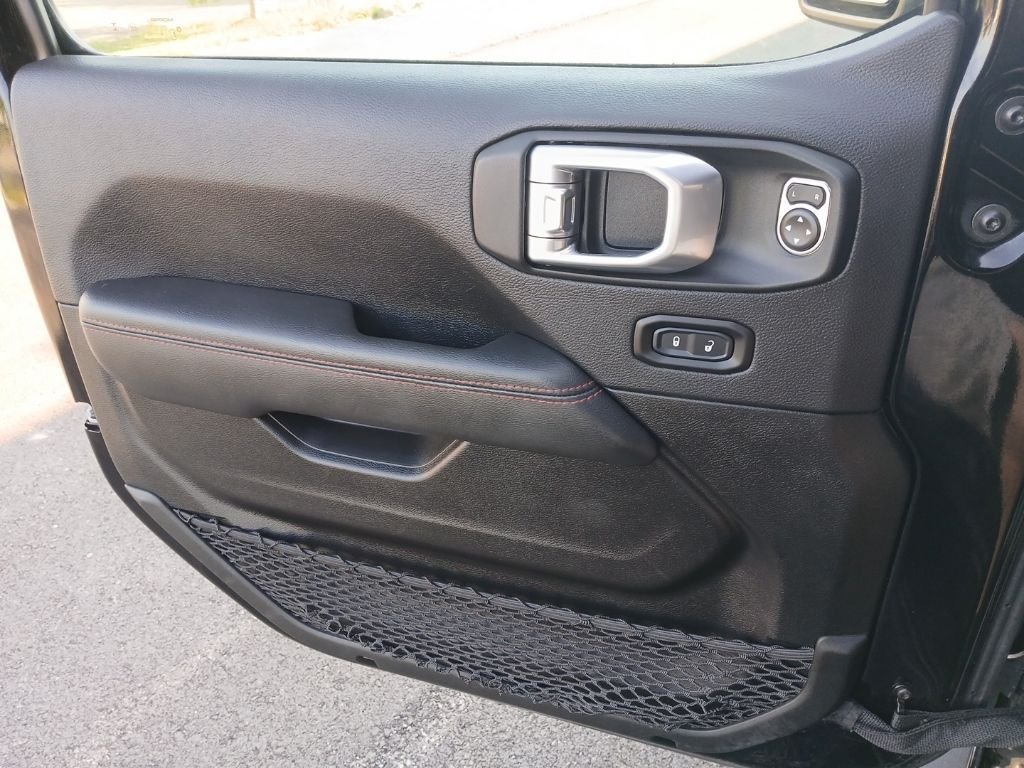Used 2022 Black Jeep Unlimited Rubicon image 27