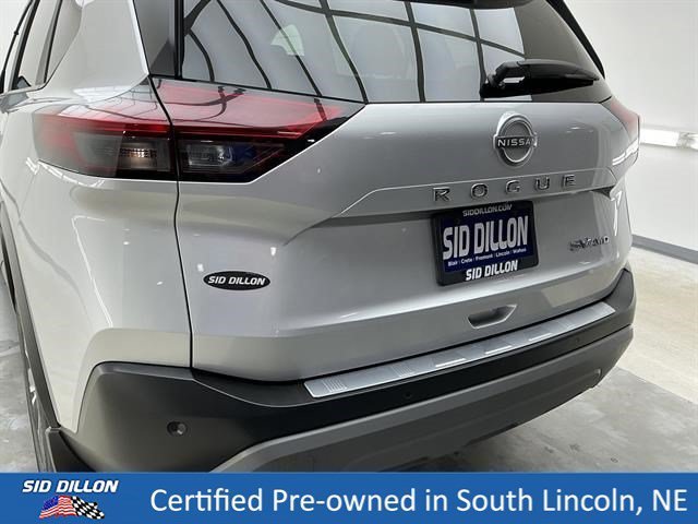 Used 2023 Brilliant Silver Metallic Nissan SV image 21