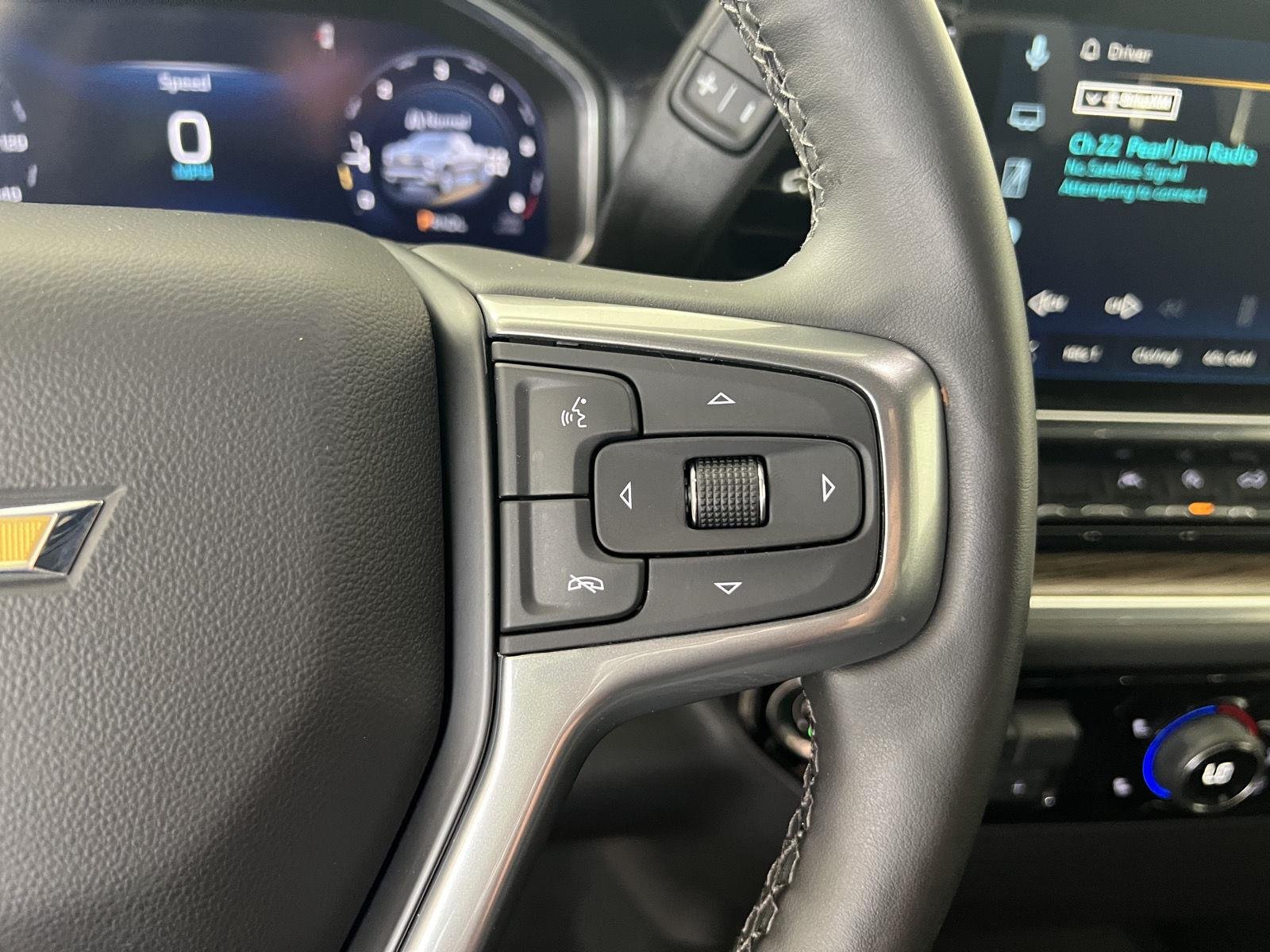 Used 2026 Cypress Gray Chevrolet LT image 17