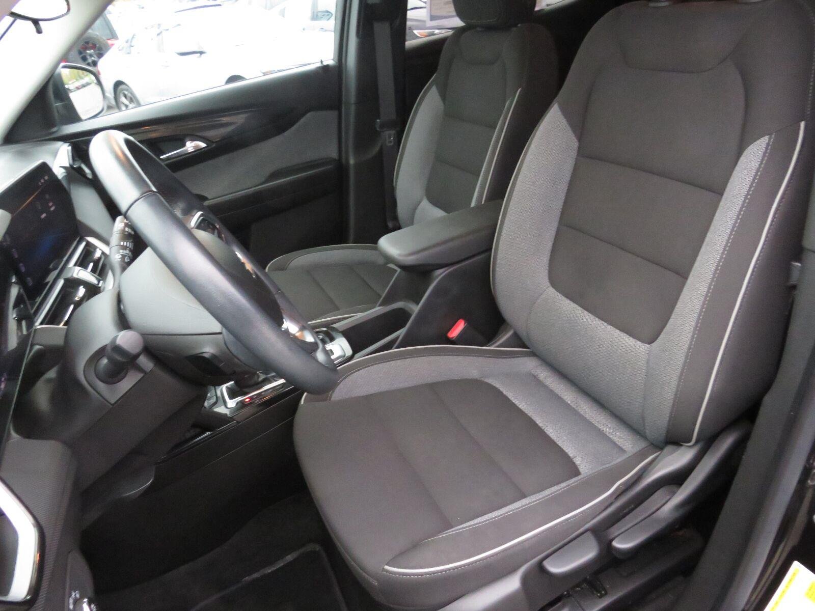 Used 2024 Mosaic Black Metallic Chevrolet LT image 23