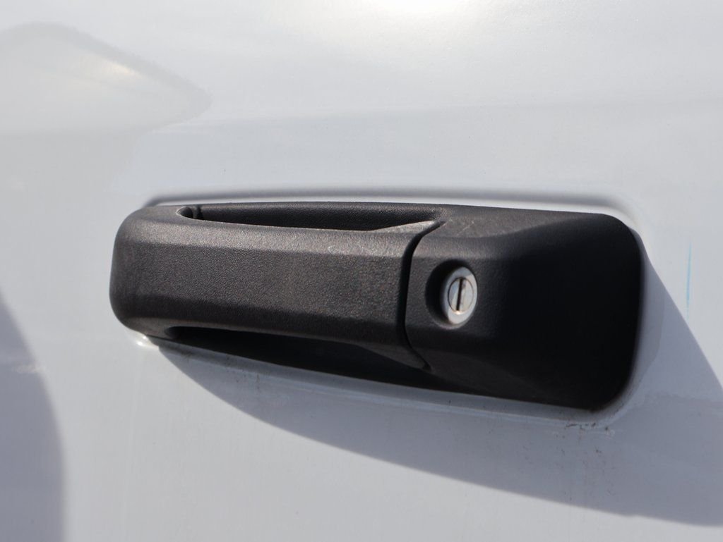 2025 RAM 3500 Chassis Tradesman - Photo 13