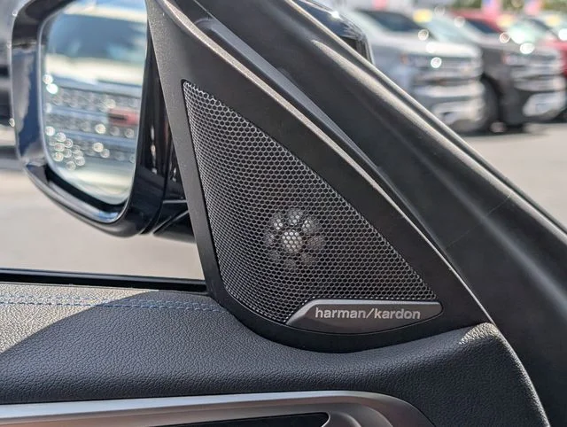 Used 2022 Black BMW M440i image 38