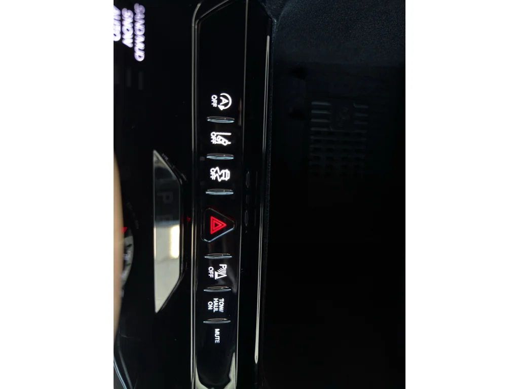 New 2026 Velvet Red Pearlcoat (DISC) Jeep Limited Altitude image 36