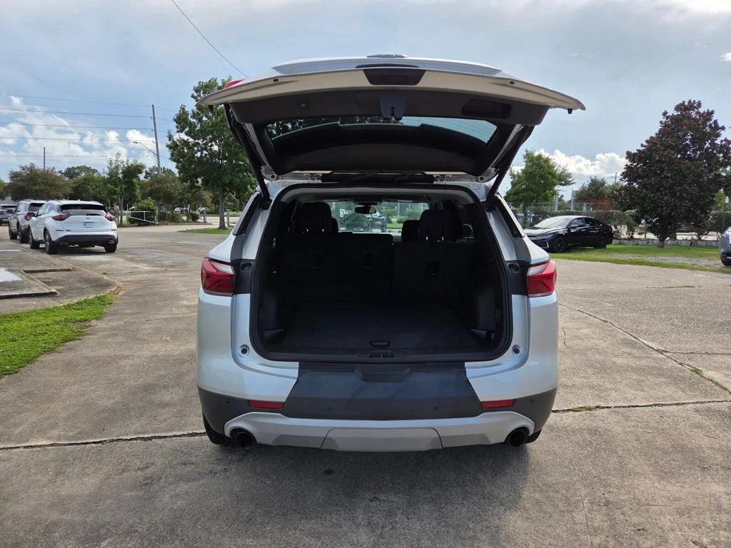 Used 2019 Silver Chevrolet Base image 26