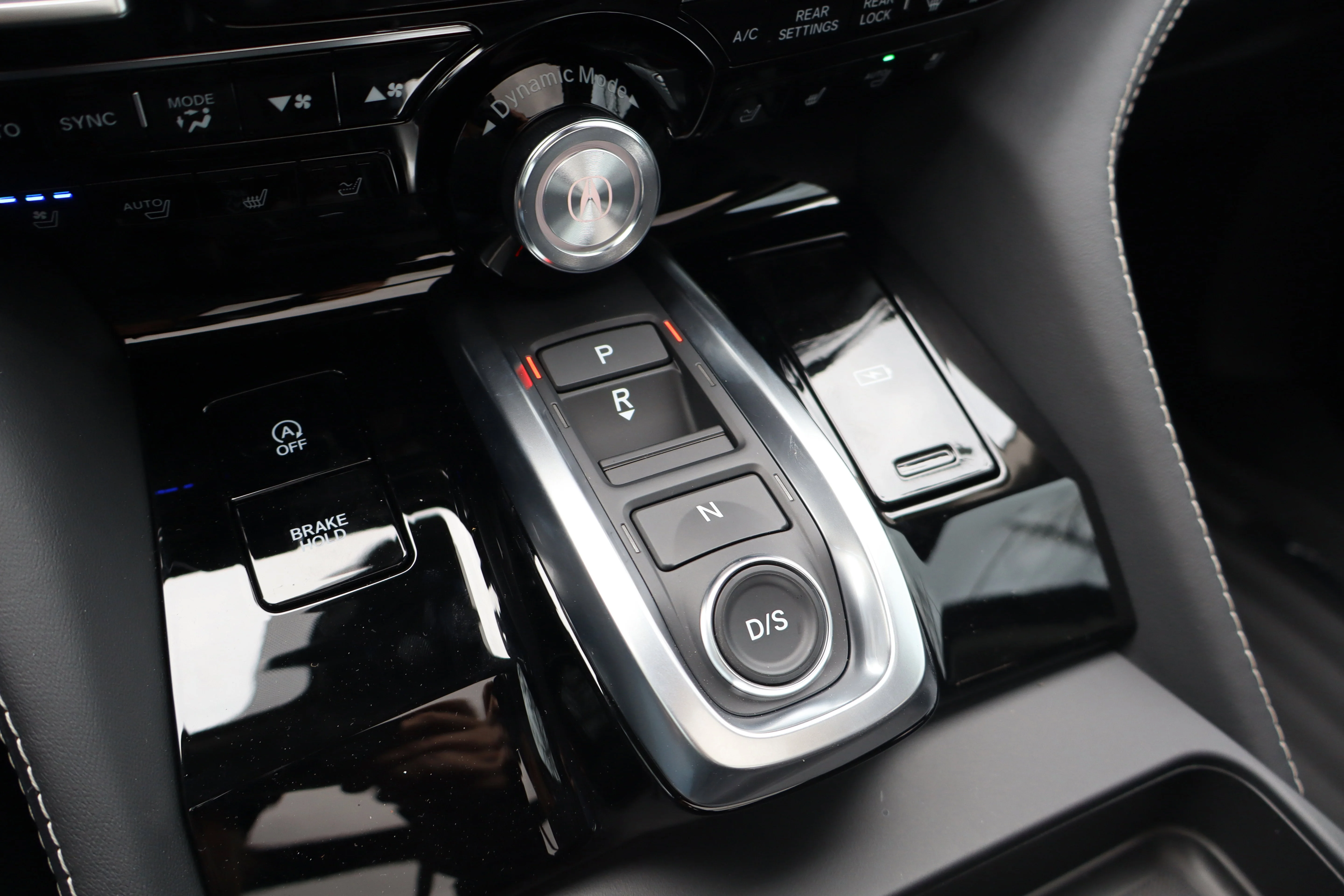 New 2026 Liquid Carbon Metallic Acura w/Advance Package image 19