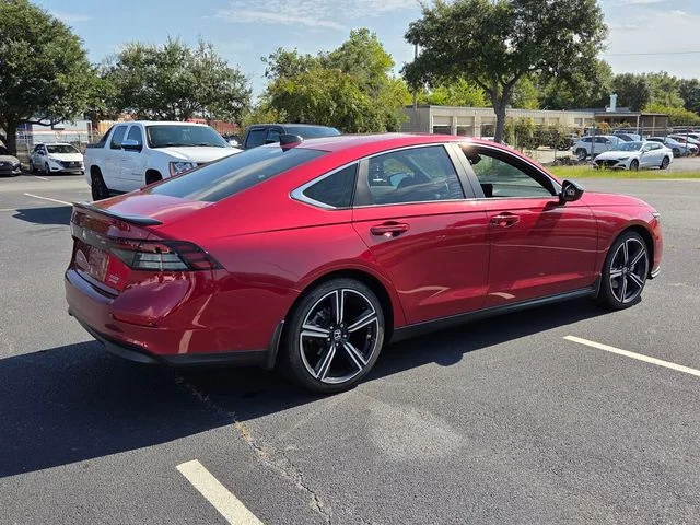 Used 2023  Honda Sport image 13