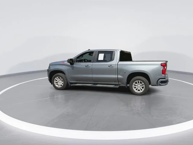 Used 2021 Gray Chevrolet RST image 7