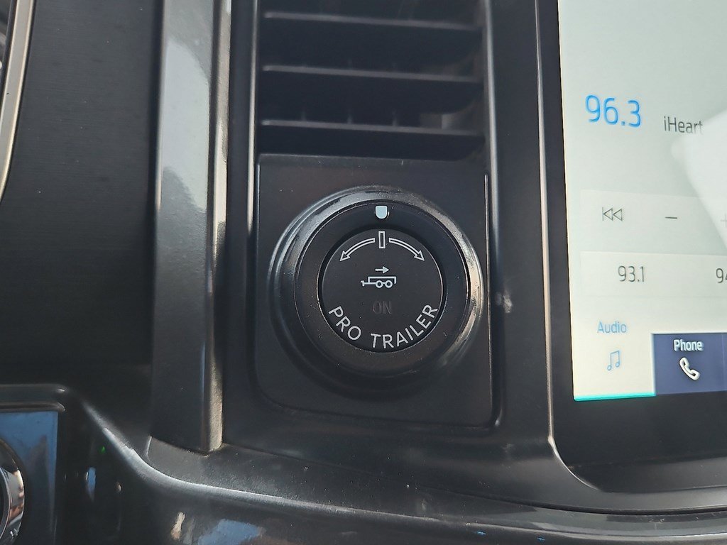 Used 2022 Silver Metallic Ford XLT image 27