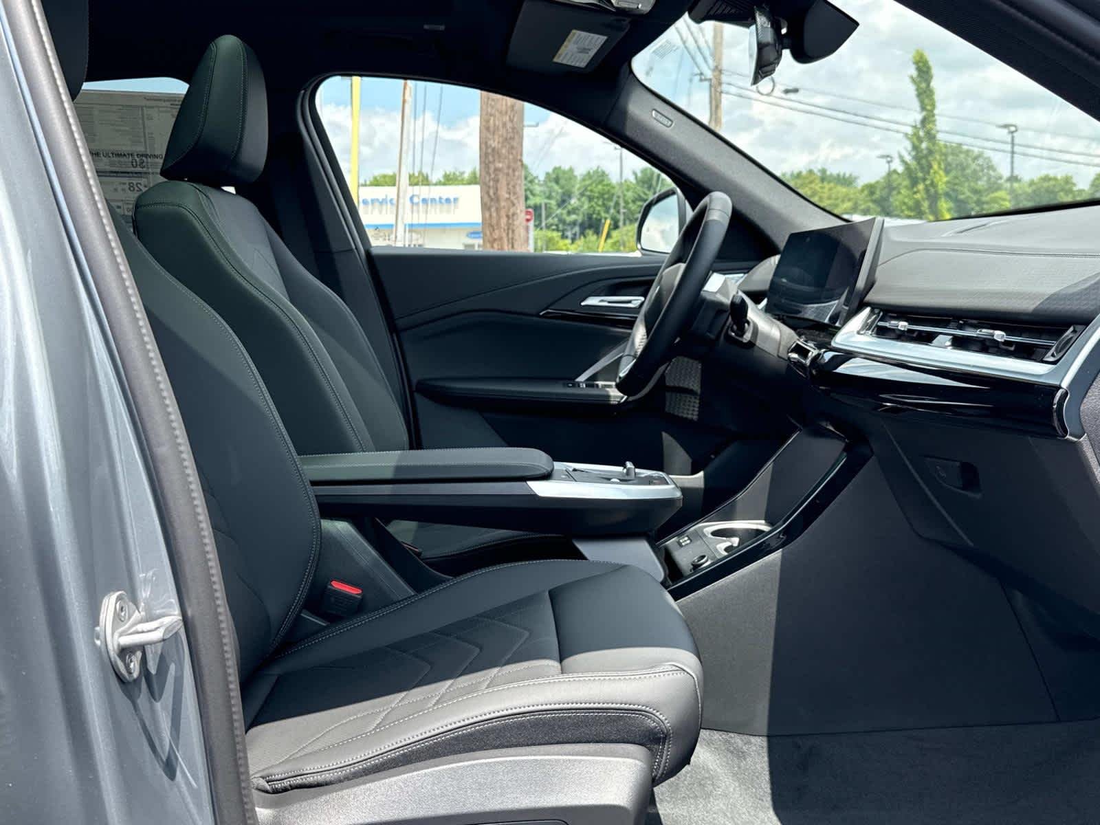 2025 BMW X2 28i - Photo 16