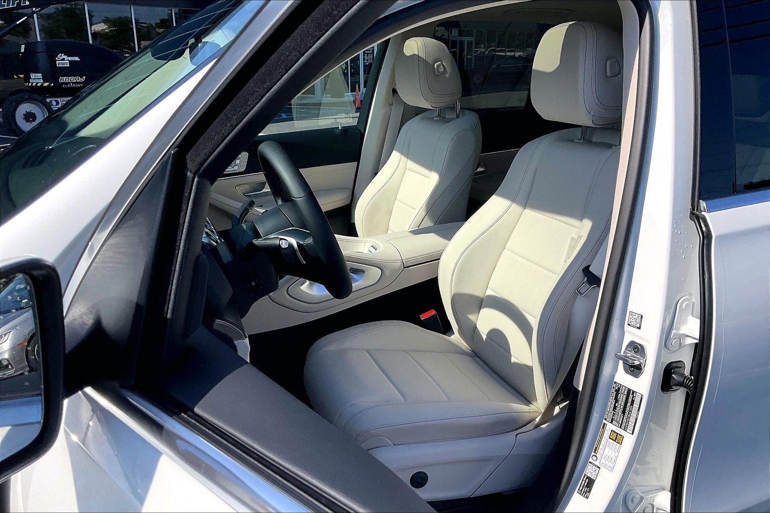 New 2026 Polar White Mercedes-Benz GLE 350 image 22