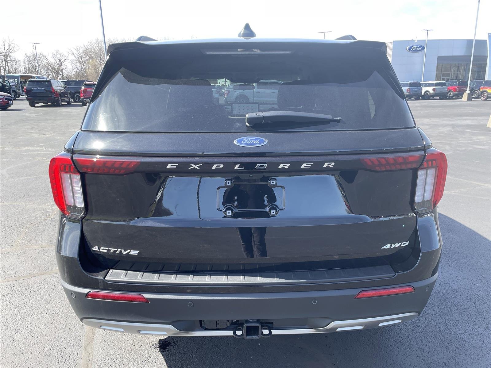 New 2026 Agate Black Metallic Ford Active image 36