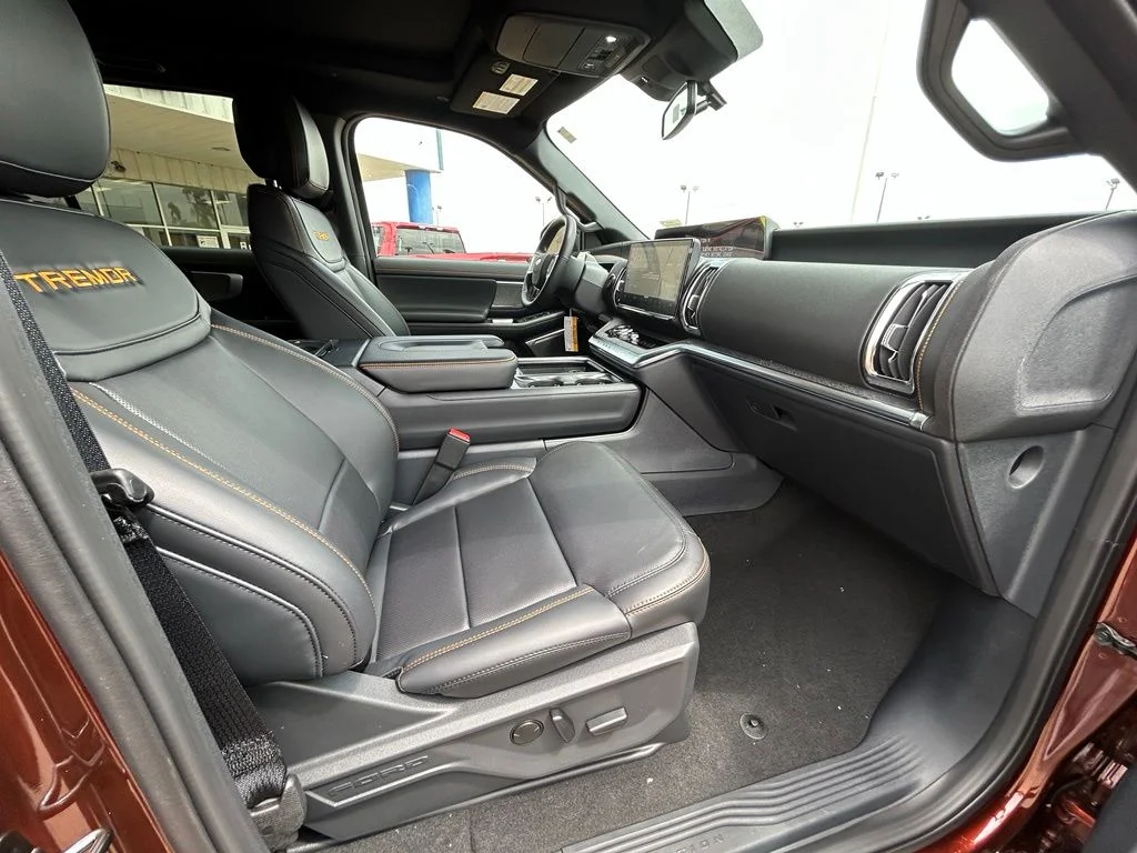 New 2027 Bronze Fire Metallic Tinted Clearcoat Ford Tremor® image 25