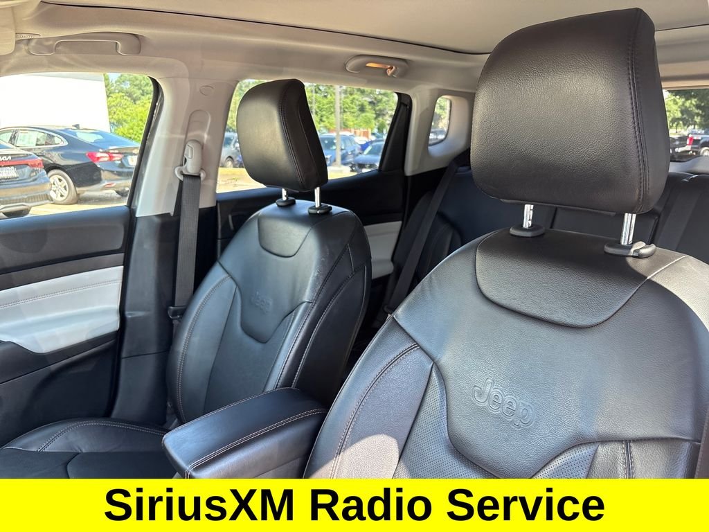 Used 2022 Gray Jeep Limited image 18