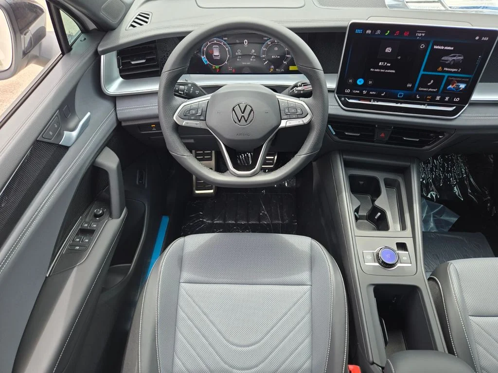 New 2026 White Volkswagen 2.0T SE R-Line Black image 9