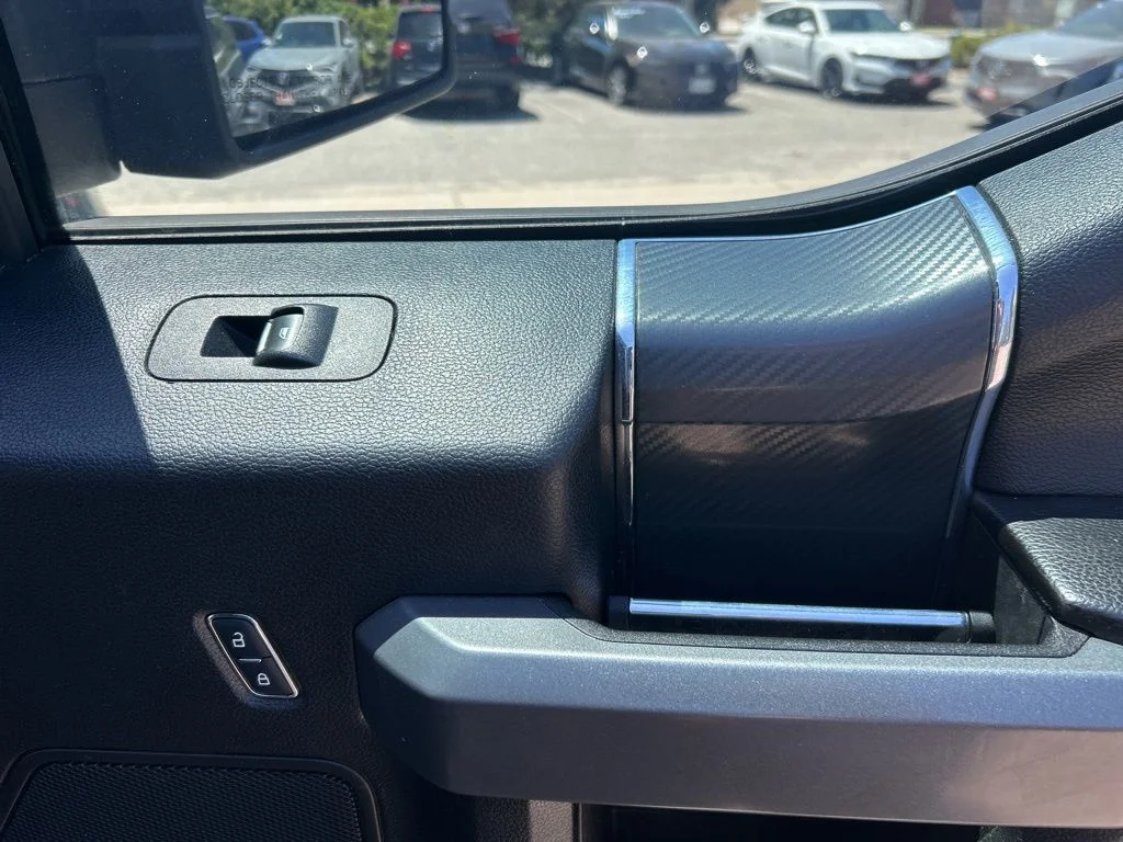 Used 2018 Gray Ford XLT image 24