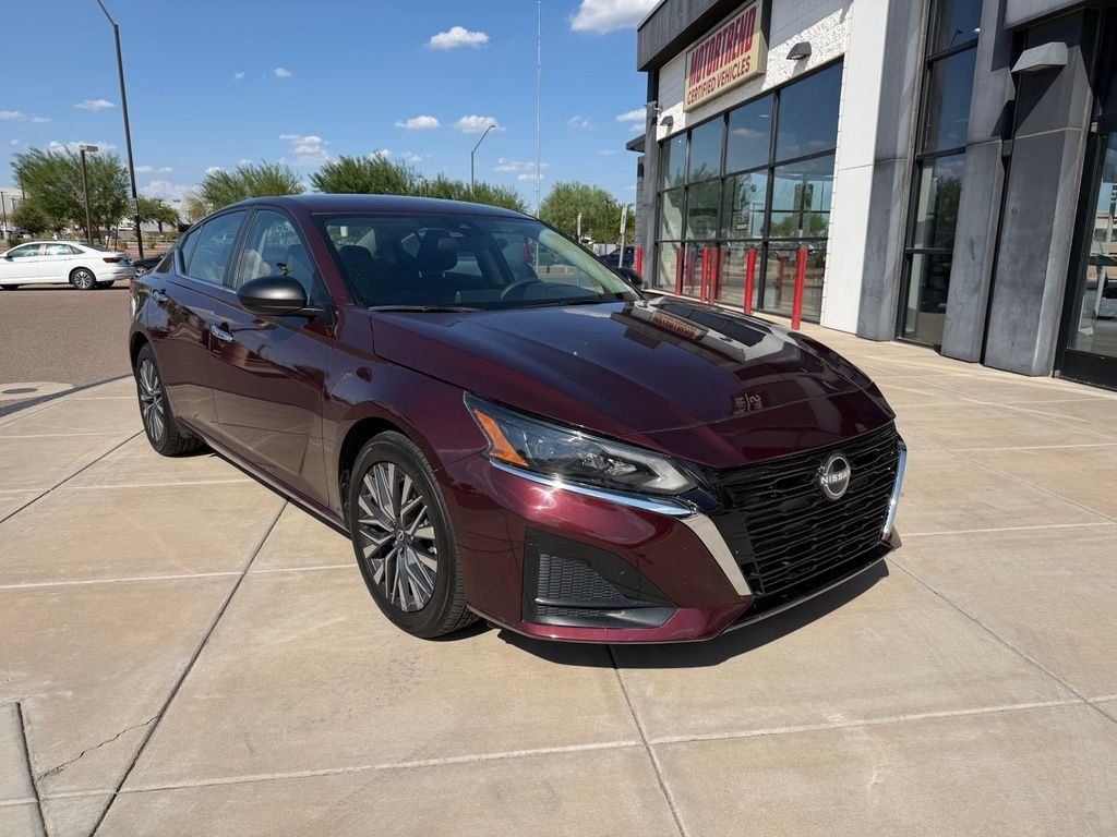 2025 Nissan Altima