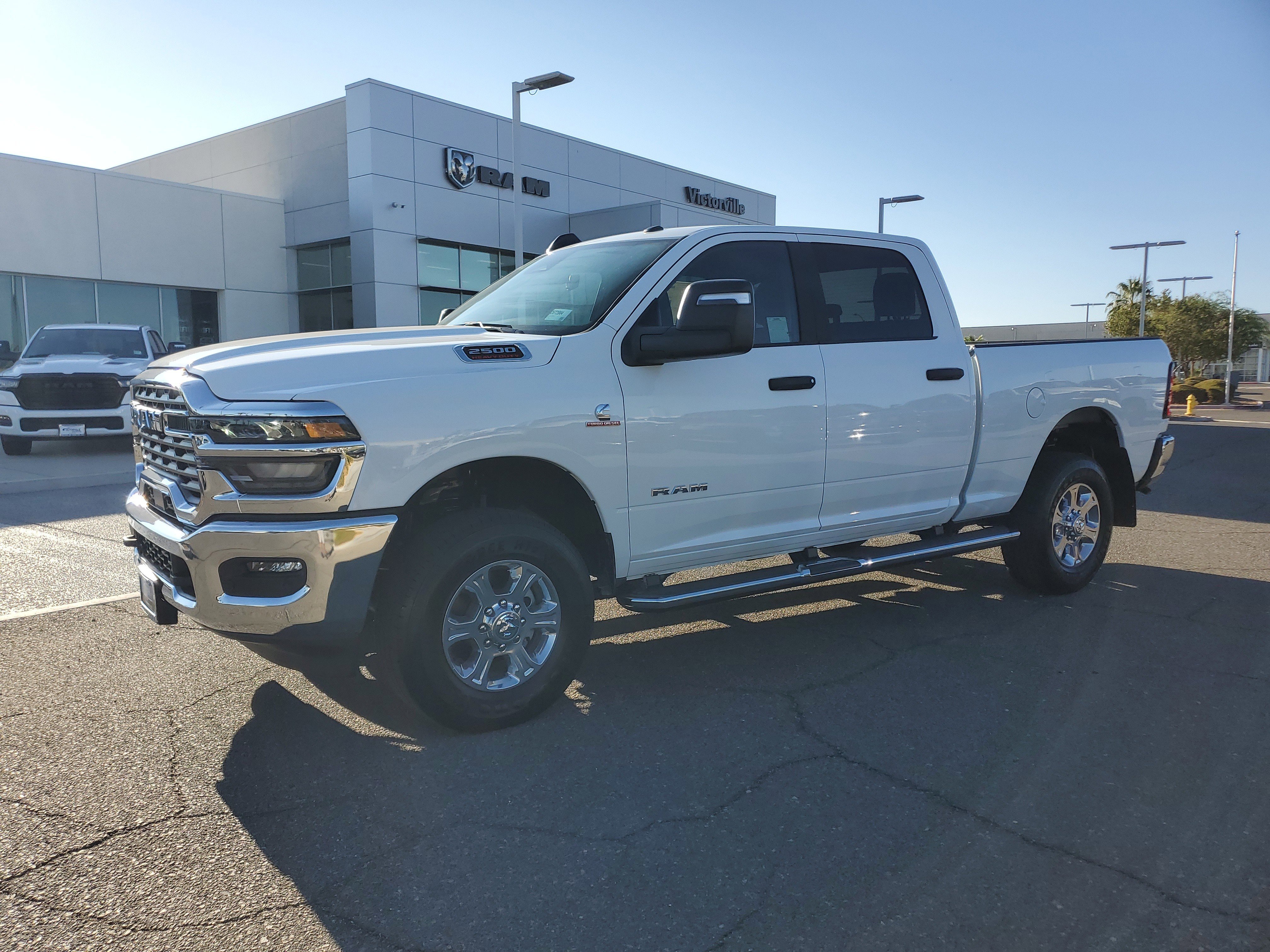 View vehicle photo 7