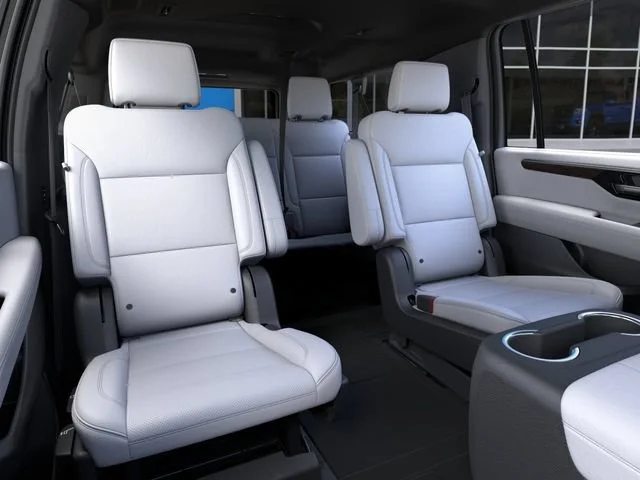 2026 Chevrolet Suburban Premier - Photo 17