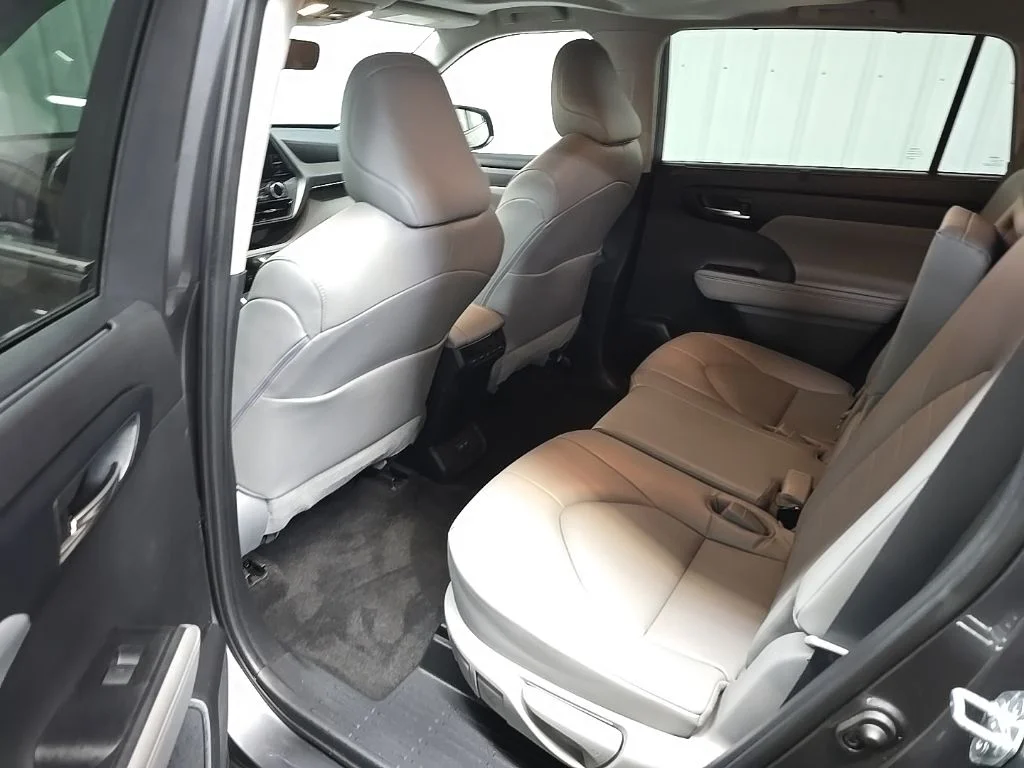 Used 2023 Gray Toyota XLE image 31