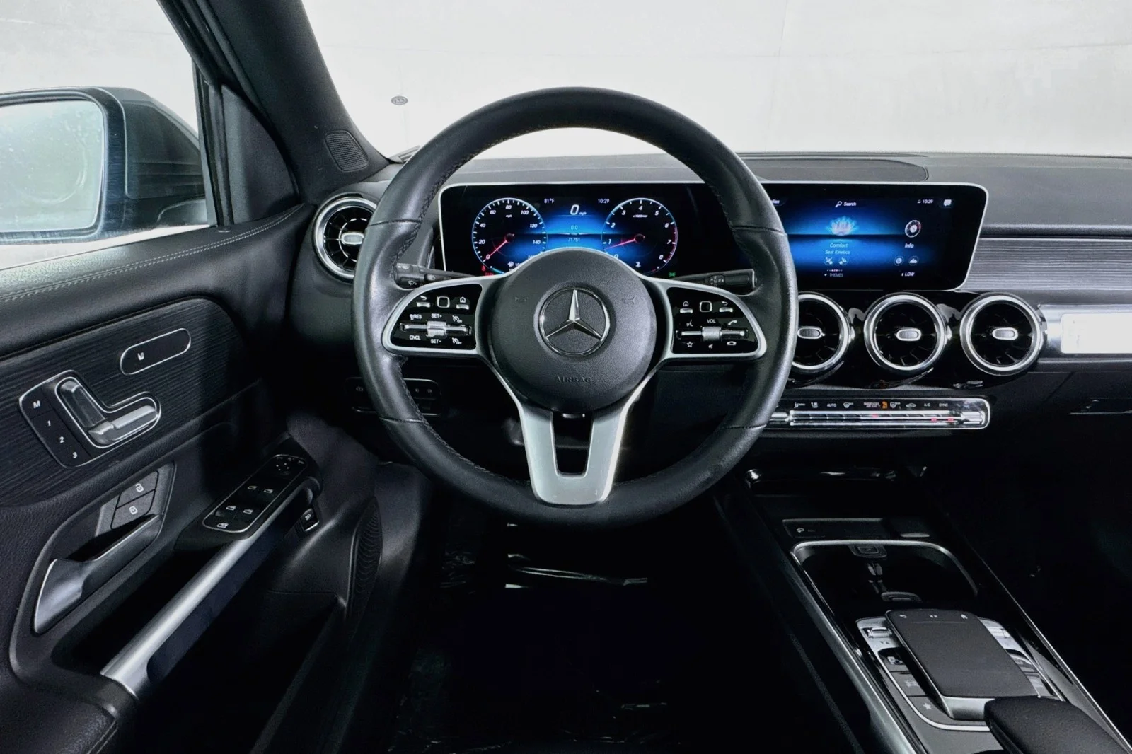 Used 2020 Mountain Grey Metallic Mercedes-Benz 250 image 5