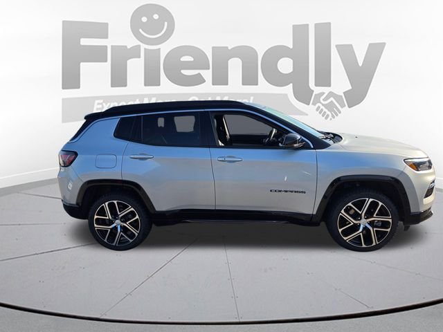 Used 2024 Silver Jeep Limited image 4