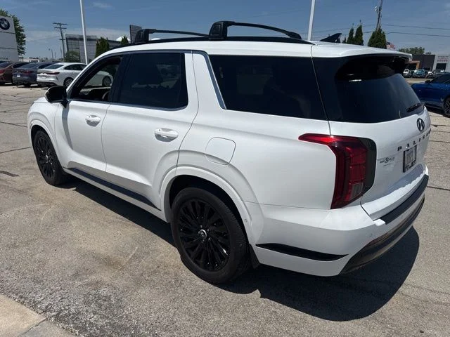 Used 2025 White Hyundai Calligraphy Night Edition image 5