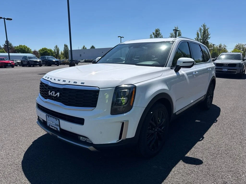 Used 2022 Glacial White Pearl Kia SX image 3