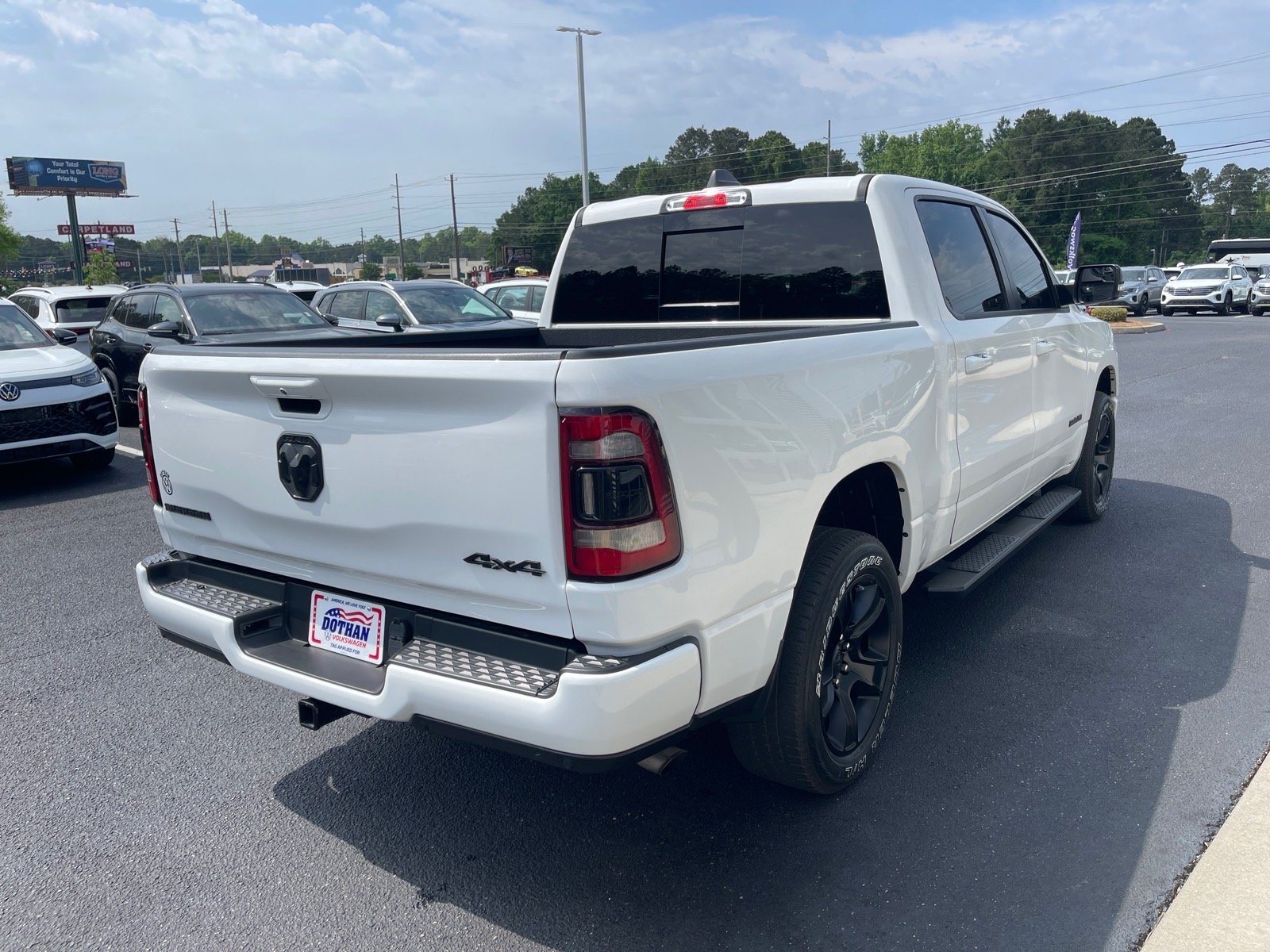 Used 2022 White RAM Big Horn image 15