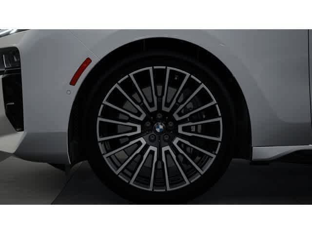 Used 2026 Alpine White BMW 740i xDrive image 7