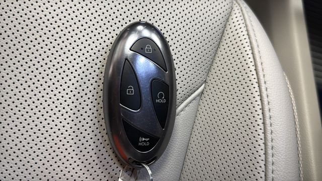 Used 2026 Amazon Gray Hyundai Limited image 21