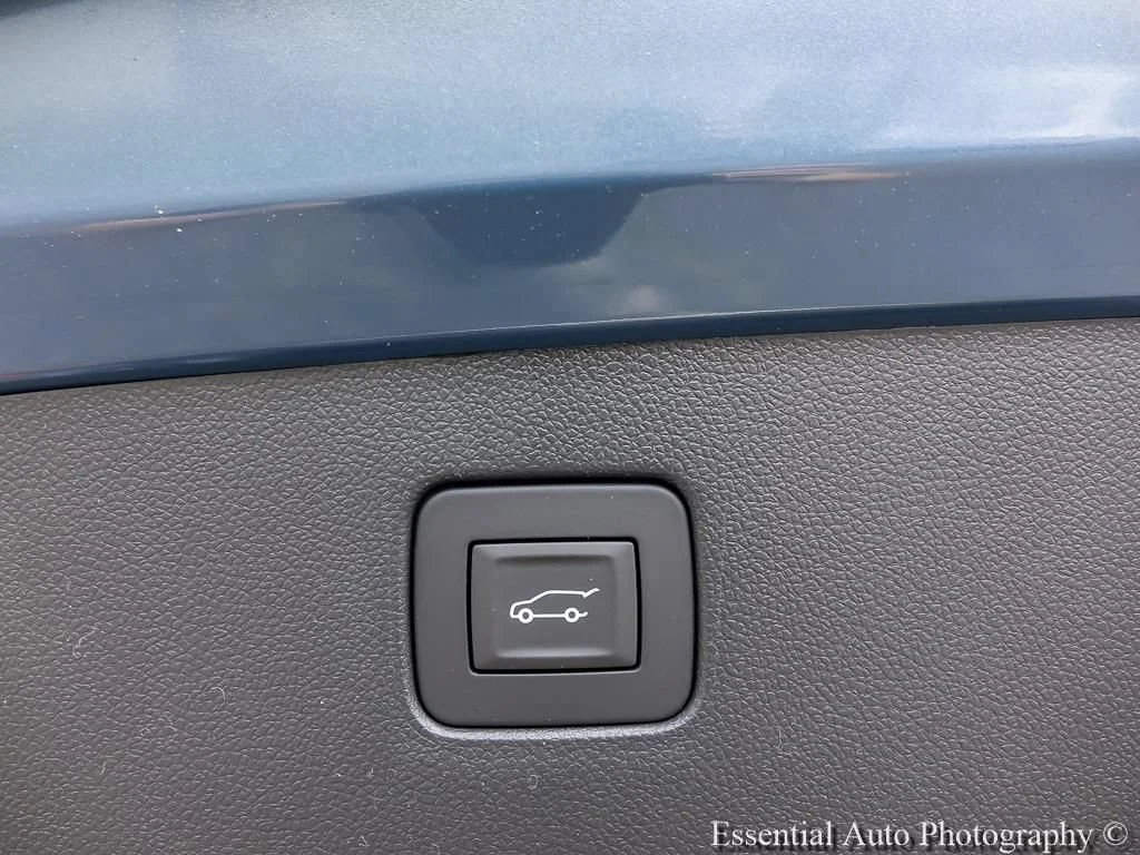 New 2026 Ocean Blue Metallic Buick Preferred image 20
