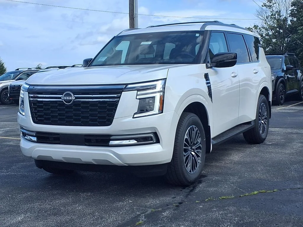 New 2026 Aspen White TriCoat Nissan Platinum image 2