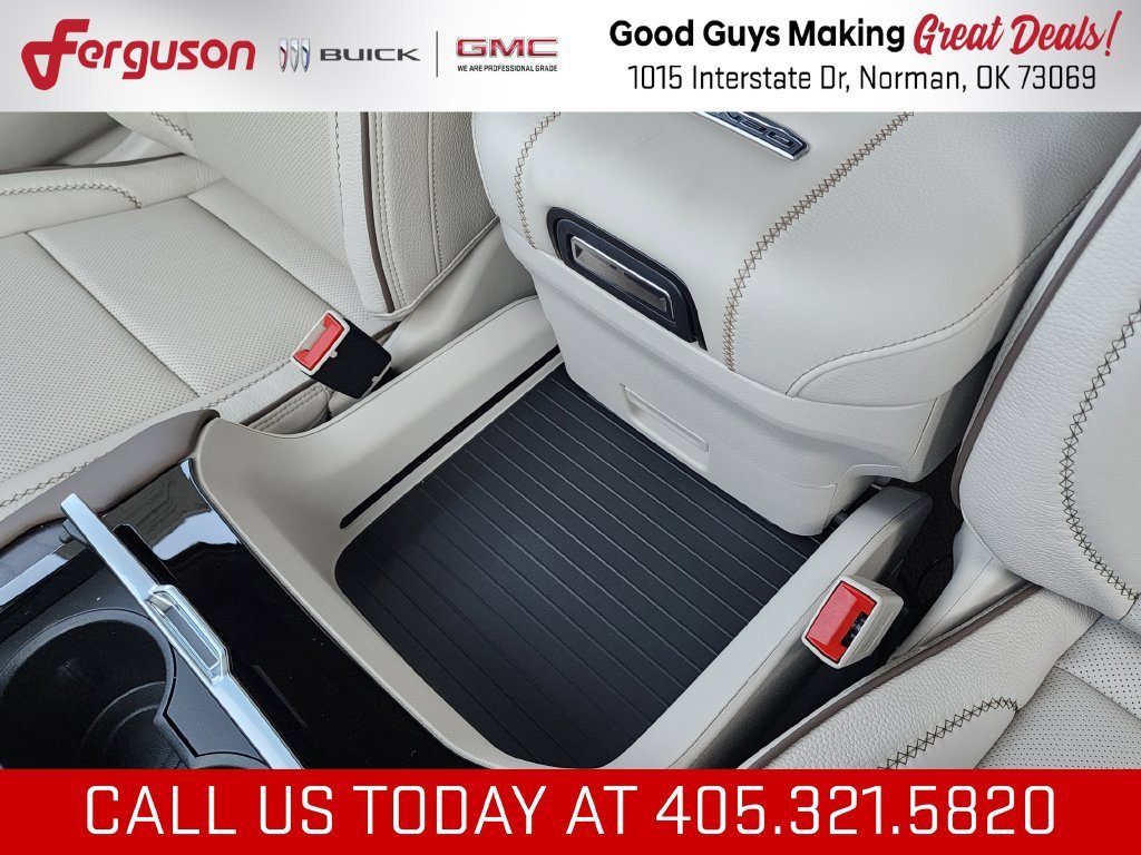 2027 GMC Yukon Denali - Photo 39