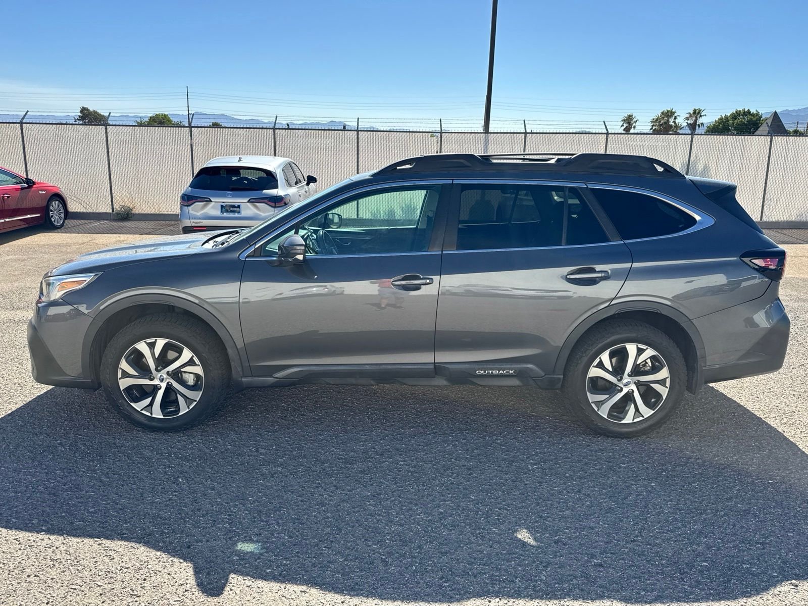 2021 Subaru Outback Limited - Photo 8