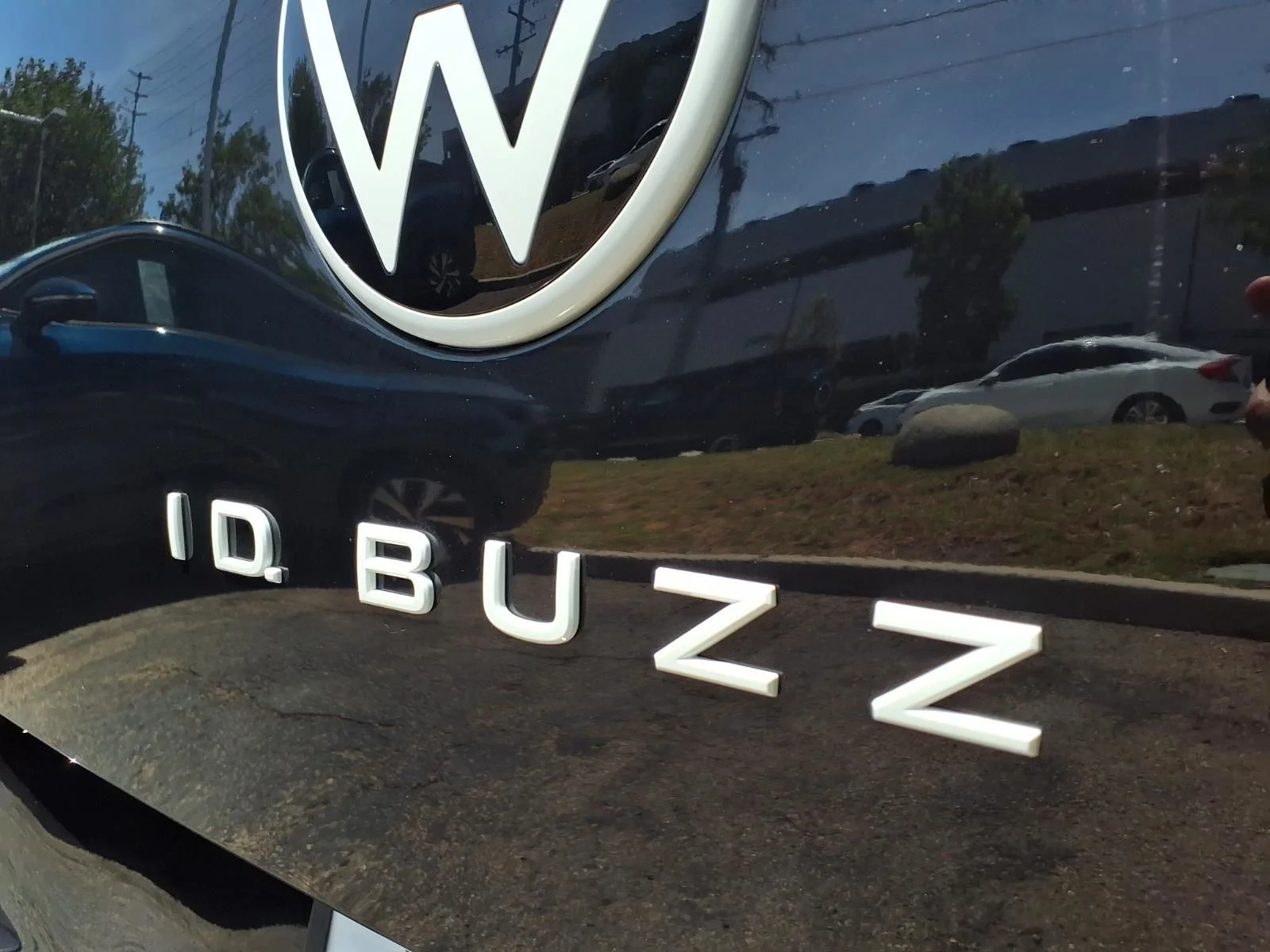 2025 Volkswagen ID. Buzz Pro S - Photo 18