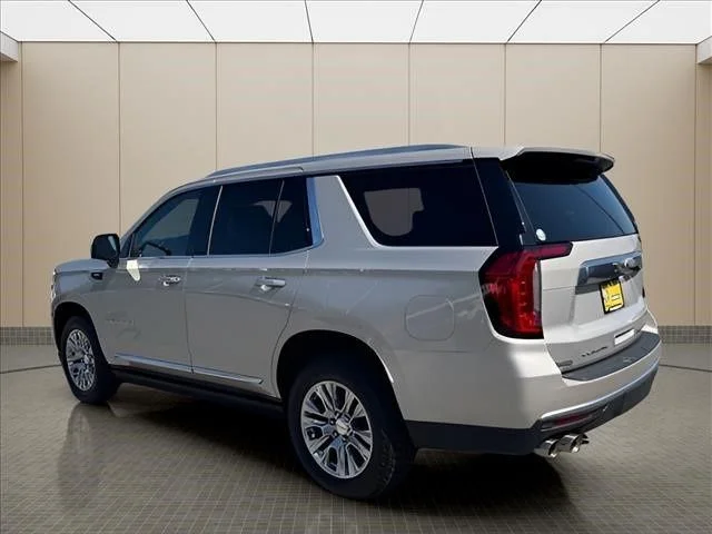 Used 2022 Beige GMC Denali image 4