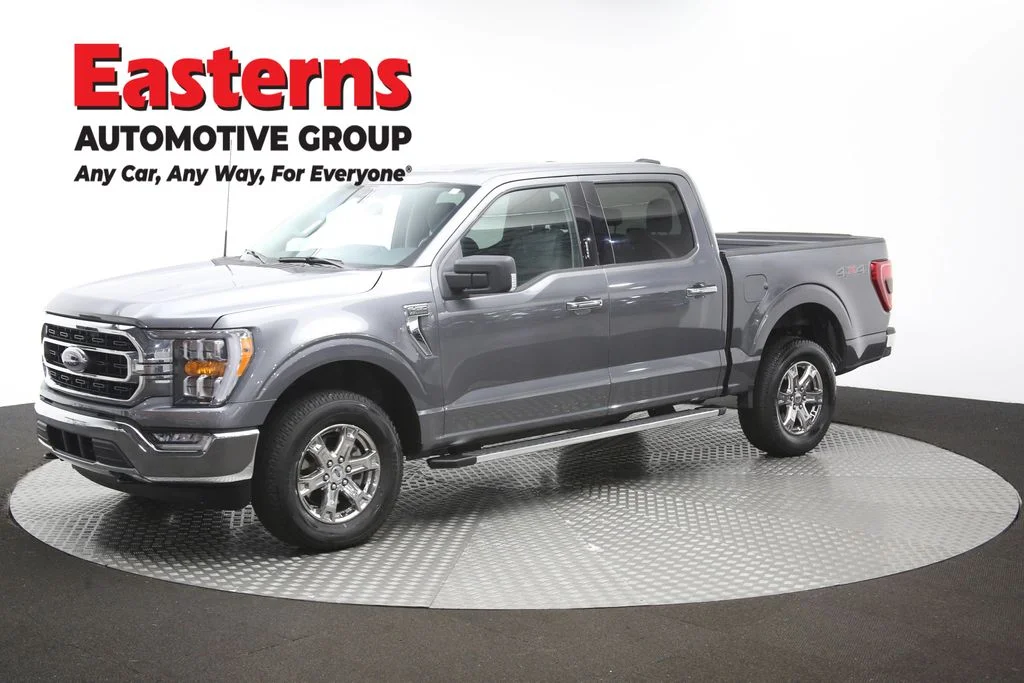 Used 2023 Gray Ford XLT image 59