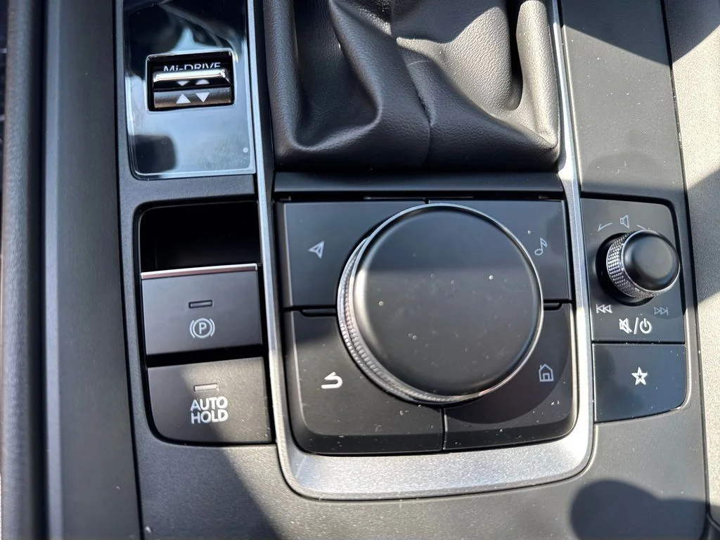 New 2026 Sand Metallic Mazda 2.5 S Meridian Edition image 25