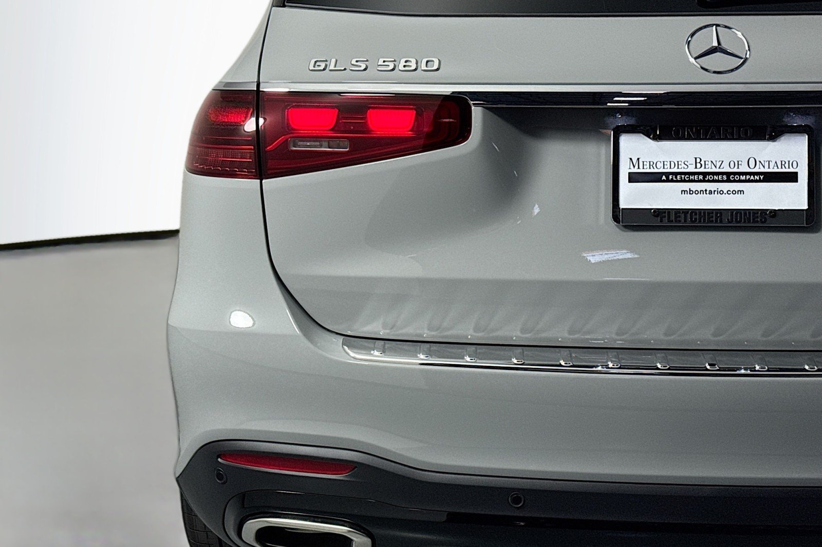 New 2026 MANUFAKTUR Alpine Grey Mercedes-Benz GLS 580 4MATIC® SUV image 15