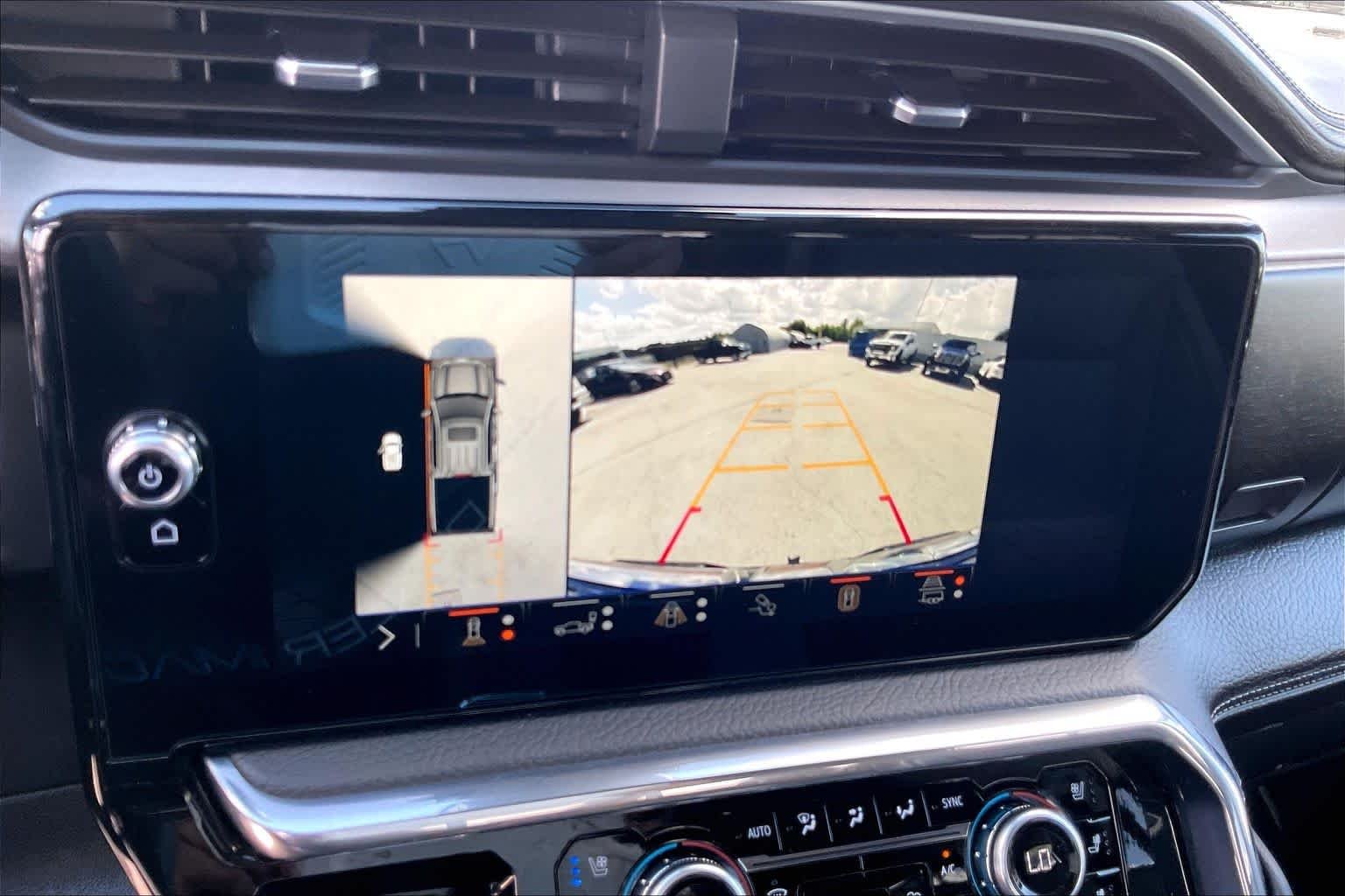 Used 2024 Onyx Black GMC Denali image 27