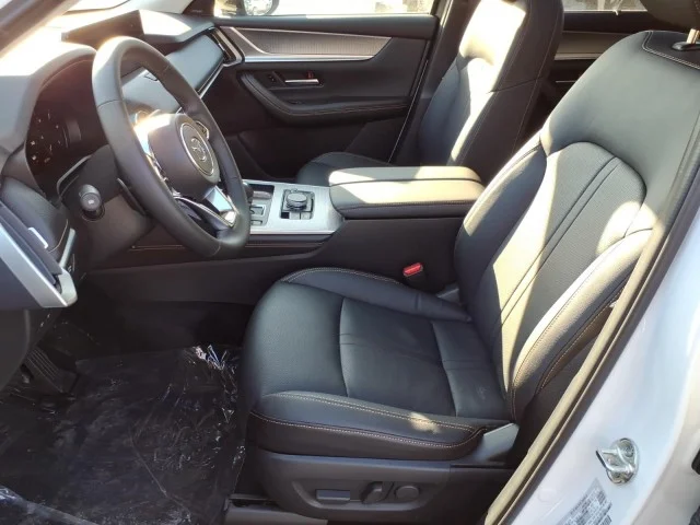 2026 Mazda CX-90 Premium Package - Photo 11