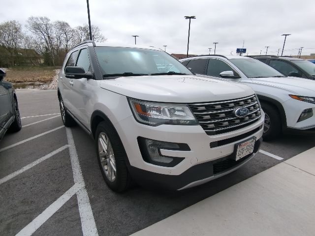 2016 Ford Explorer XLT 4WD's photo