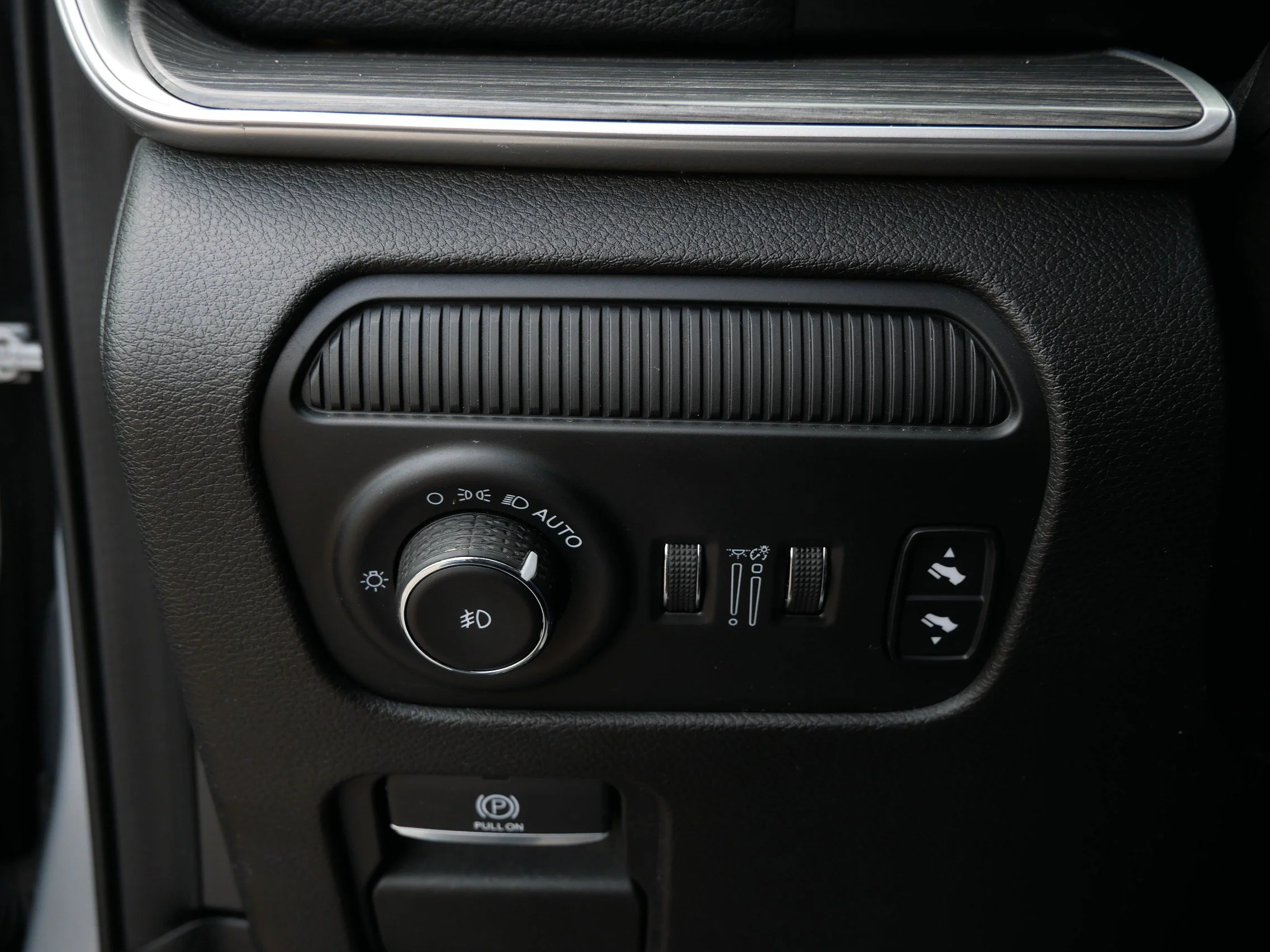 Used 2024 Silver Zynith Jeep Series II image 26